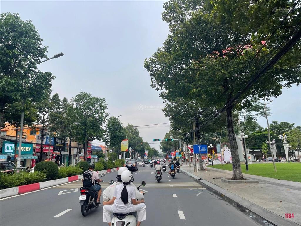 Bán đất mặt tiền nguyễn ái quốc  đối diện công viên b5, p. tam hiệp ngang 6m (185m2)