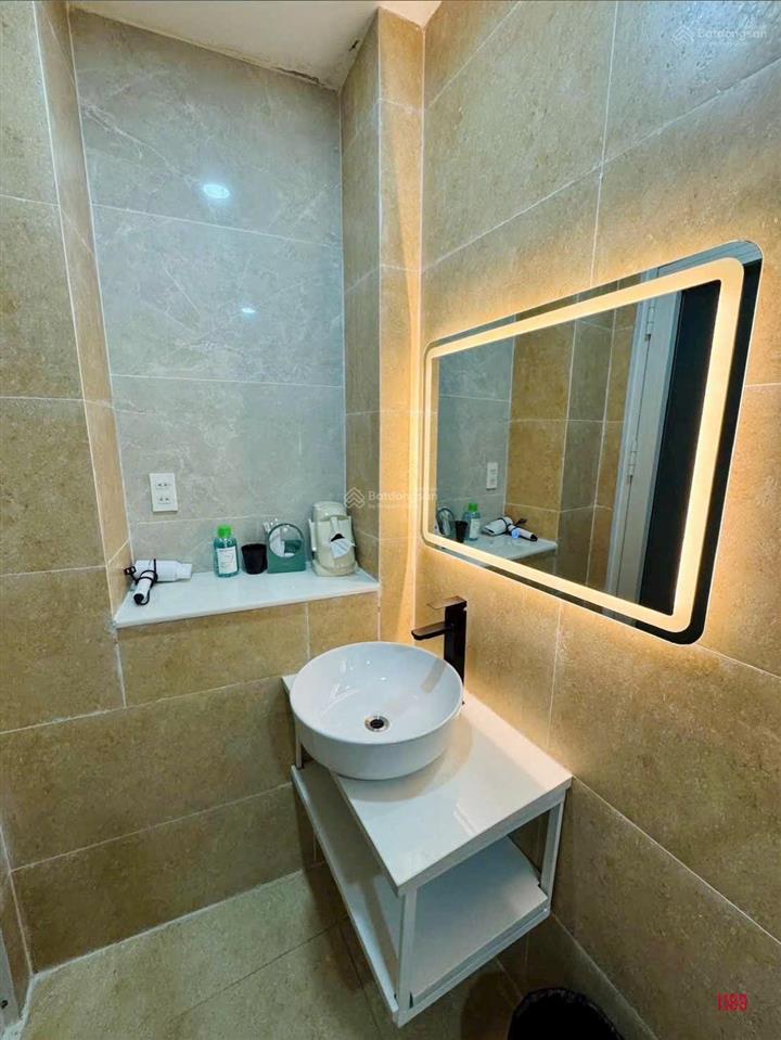 Bán nhà đẹp có thang máy góc 2 mặt tiền kdc phúc hiếu  sẵn dòng tiền