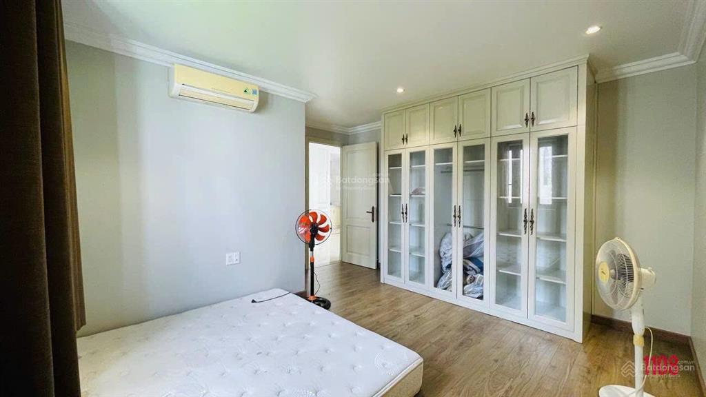 Cho thuê biệt thự hiện đại full nội thất khu d2d, phường trấn biên 264m2
