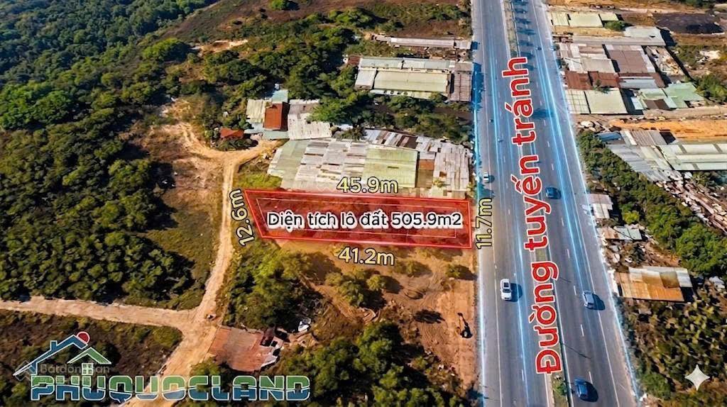 Bán đất tại tuyến tránh, 8 tỷ, 500m2, mặt tiền 13.6m, pháp lý đầy đủ. chuyển mục đích thoải mái