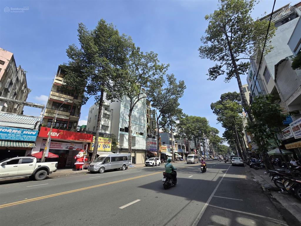 Cho thuê tòa nhà 6 tầng vị trí đẹp 458 đường an dương vương quận 5