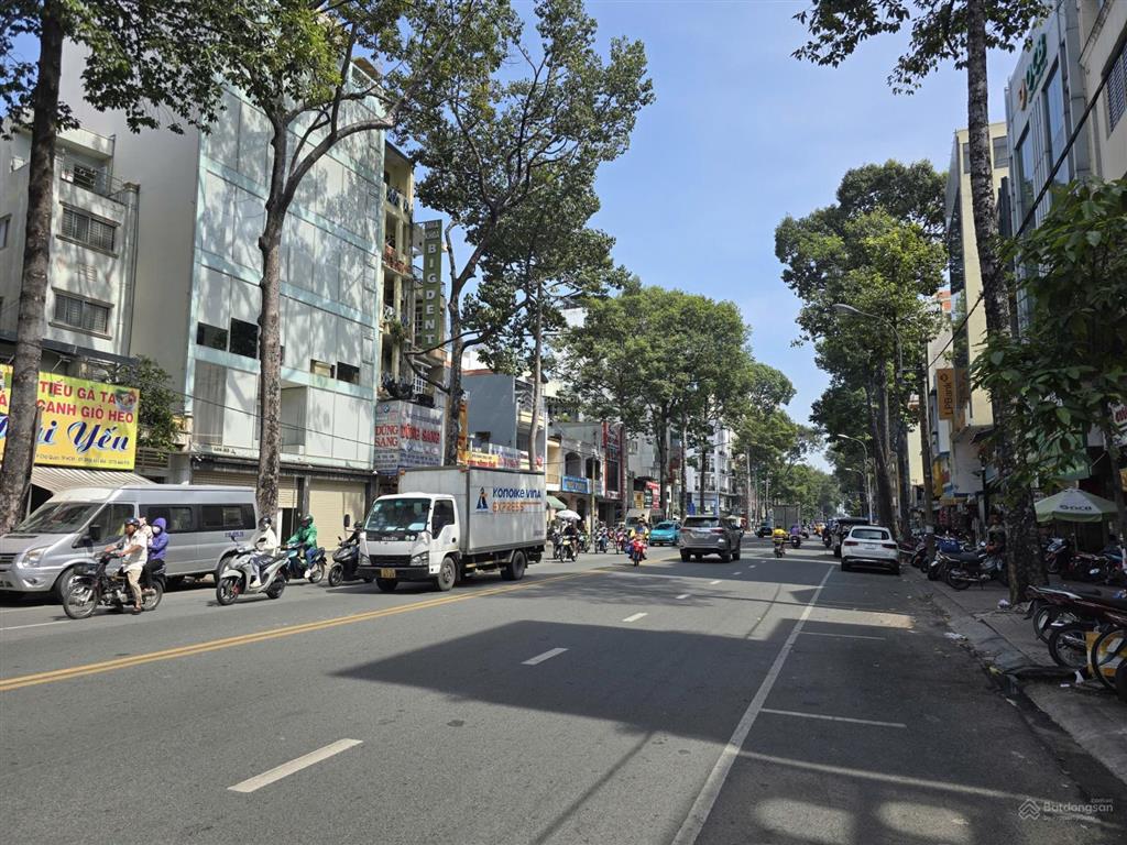 Cho thuê tòa nhà 6 tầng vị trí đẹp 458 đường an dương vương quận 5