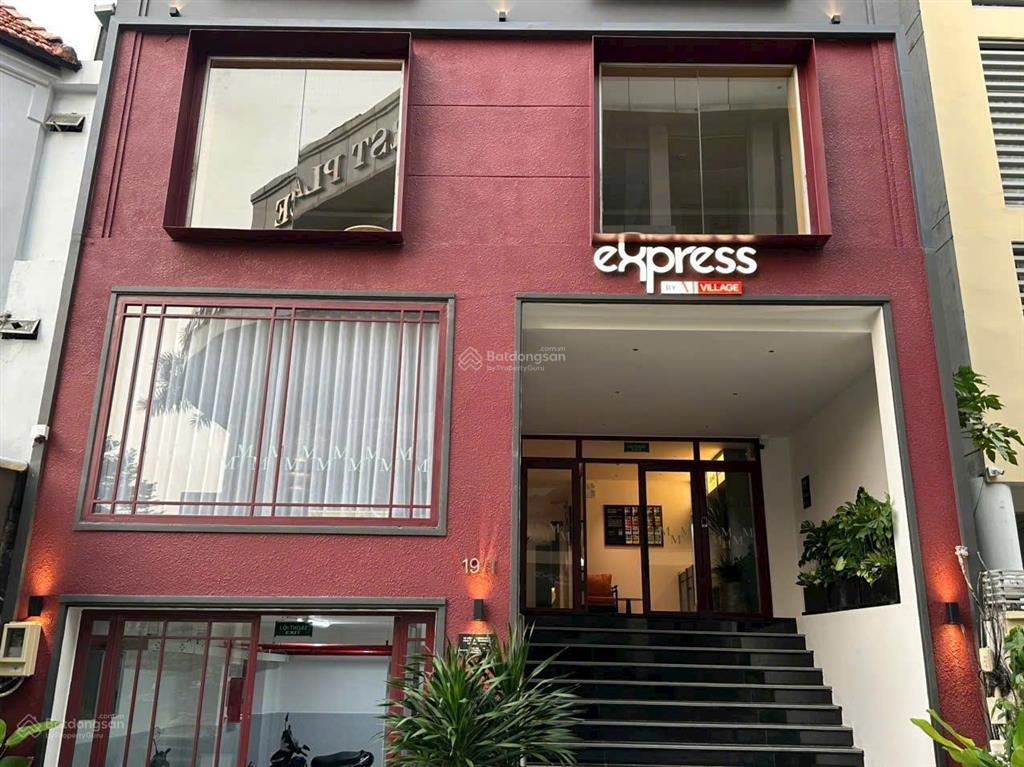 Toà nhà căn hộ trong khu vip đệ nhất khách sạn phường 4 quận tân bình