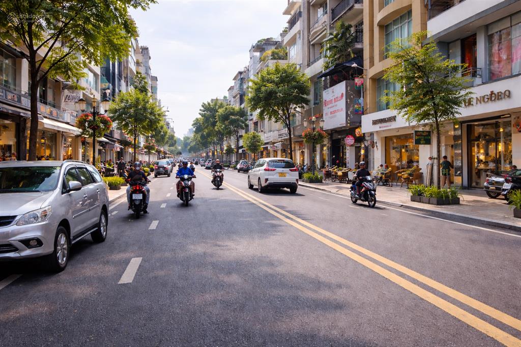 Tòa nhà võ văn tần đoạn 2 chiều đẹp con đường ngang 9m siêu hiếm