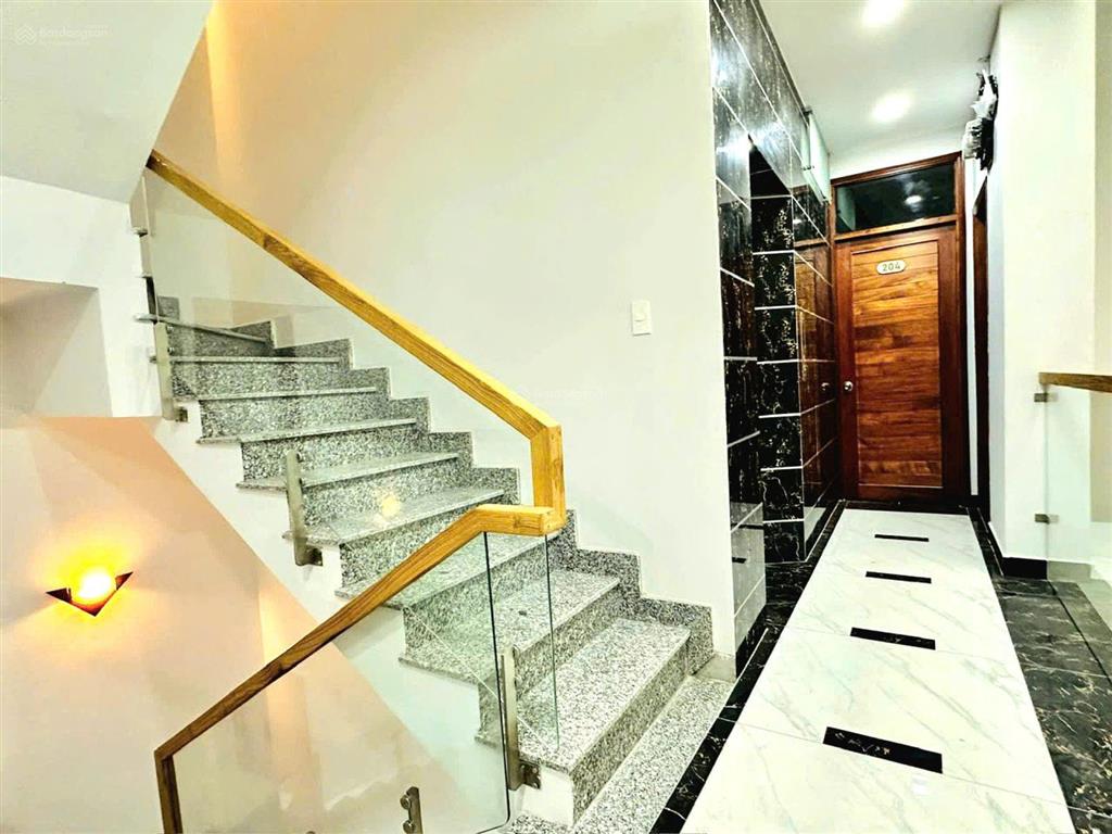 Bán building mặt tiền lạc long quân quận tân bình dòng tiền hơn 3% mỗi năm