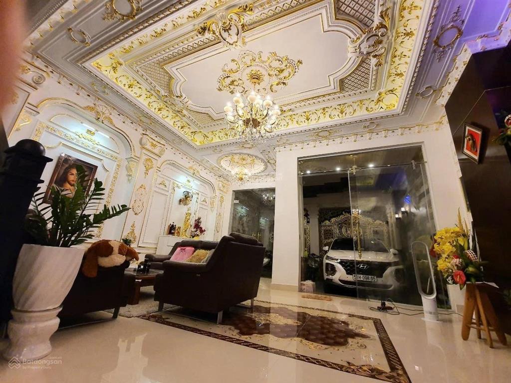 Siêu hiếm  biệt thự trong khu vip đường cách mạng tháng 8 chỉ 30.5 tỷ