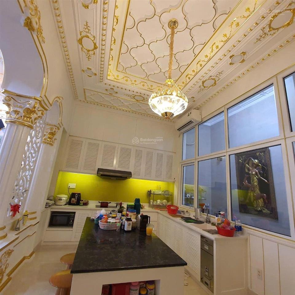 Siêu hiếm  biệt thự trong khu vip đường cách mạng tháng 8 chỉ 30.5 tỷ