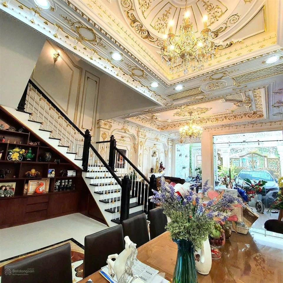 Siêu hiếm  biệt thự trong khu vip đường cách mạng tháng 8 chỉ 30.5 tỷ