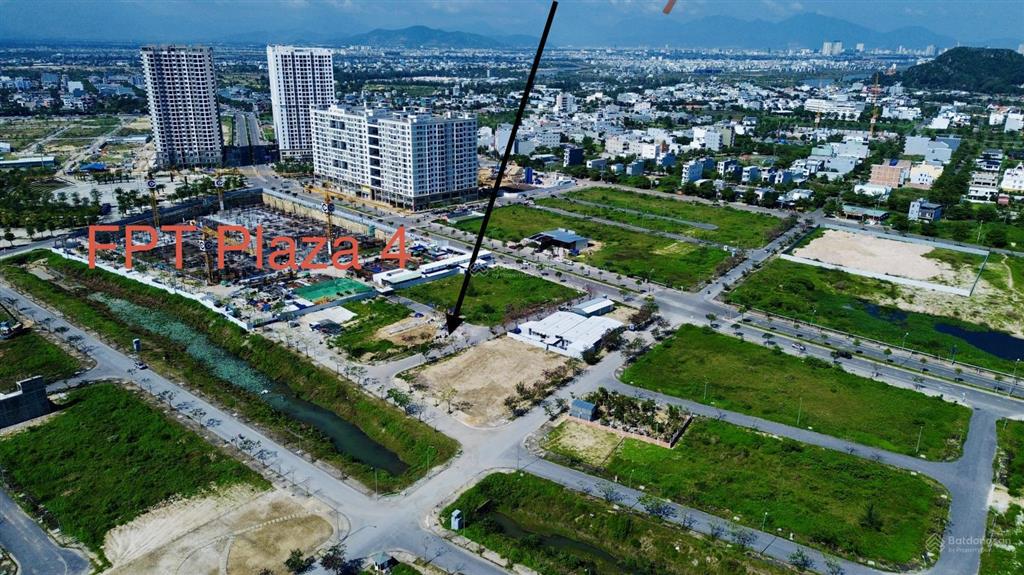 Chỉ duy nhất 1 lô góc 2 mặt tiền vị trí ngay dưới chân toà căn hộ fpt plaza 4 giá chỉ 15,5 tỷ