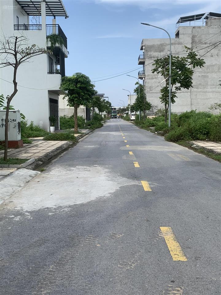 Hạ chào cần bán gấp còn 6,068 tỷ  100m2 thuộc đấu giá khánh tân, xã quốc oai