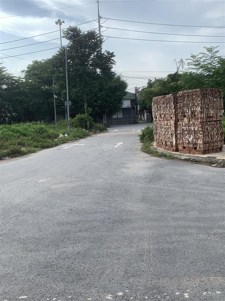 Hạ chào cần bán gấp còn 6,068 tỷ  100m2 thuộc đấu giá khánh tân, xã quốc oai