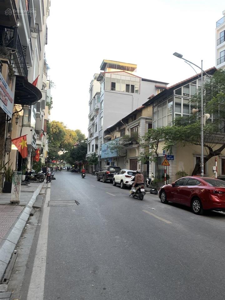 Chính chủ cần bán nhanh căn nhà đẹp tại mặt phố phó đức chính  giá tốt  vị trí đỉnh