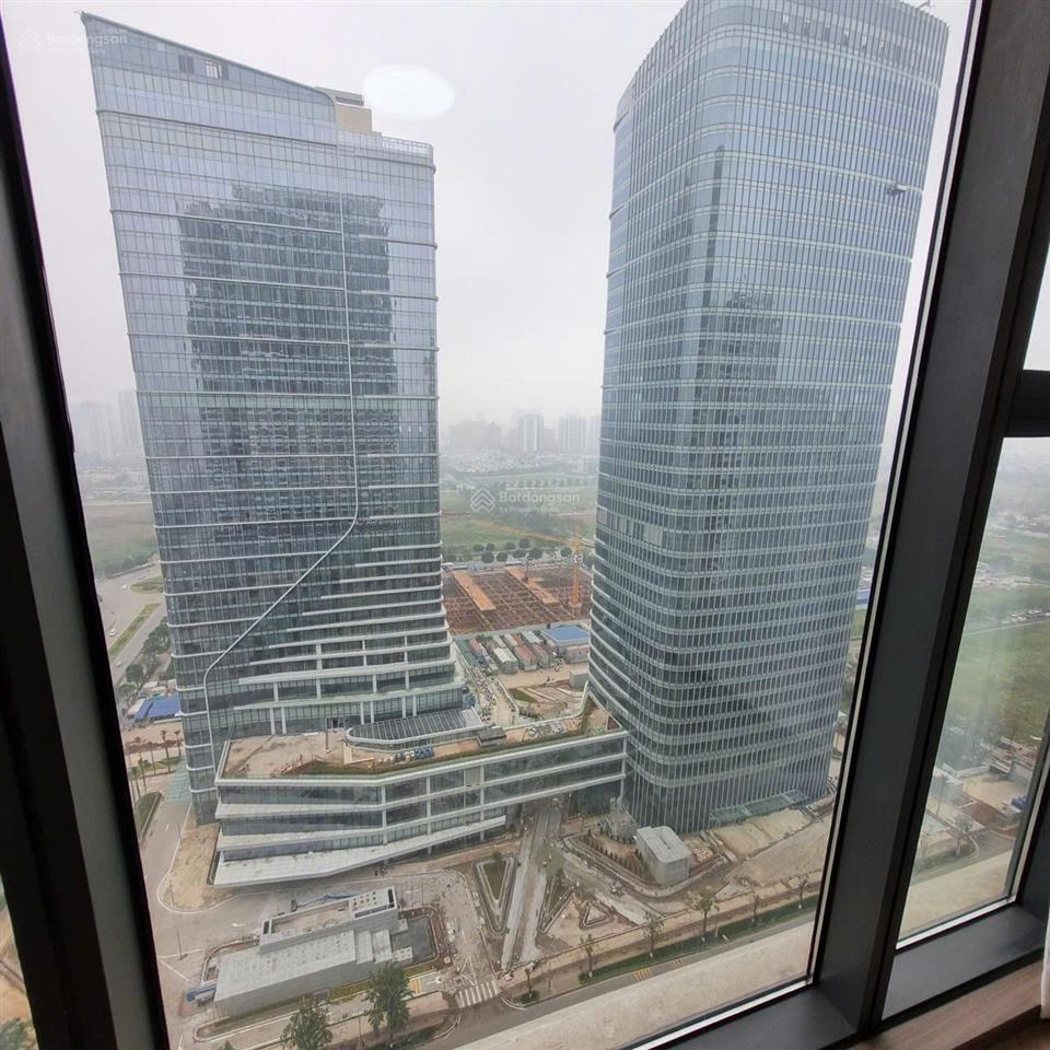 Hàng hiếm  view hồ tây  tầng cao đẹp nhất khu ngoại giao đoàn