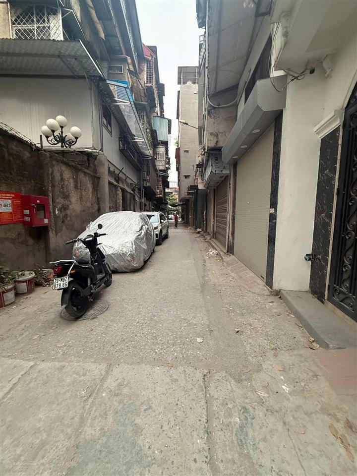Bán nhà dòng tiền  khu vực trung tâm đông sinh viên
