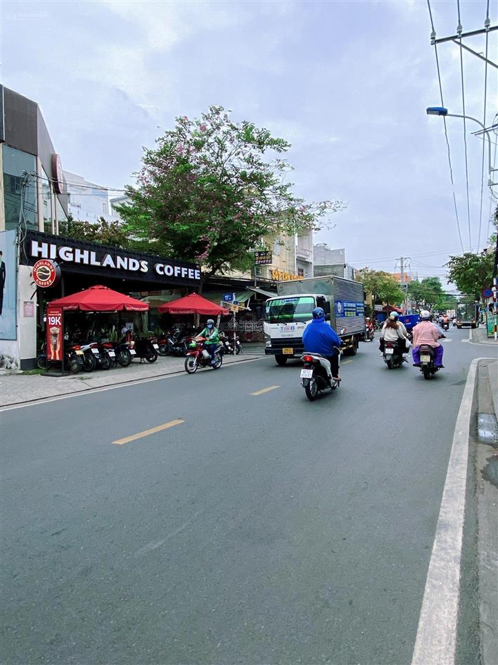 Bán nhà 4 tầng  60m2  hxh cmt8 phường hòa hưng  quận 10  10,3 tỷ tl