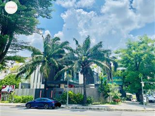 Định cư nước ngoài cần bán gấp biệt thự mỹ gia (315 m2)  phú mỹ hưng.  o902719786