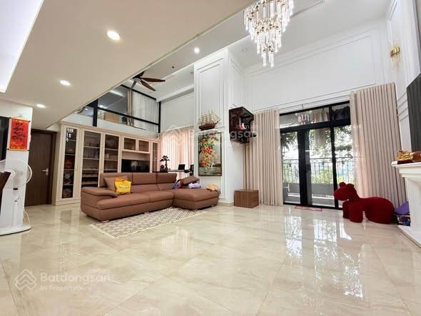 Ngõ lan bá  68m  6 tầng  dòng tiền 100 tr/th  vừa ở vừa khai thác