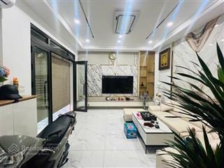 Thịnh hào 1 21,6 tỷ 50m 8 tầng thang máy nhà nhiều không gian riêng