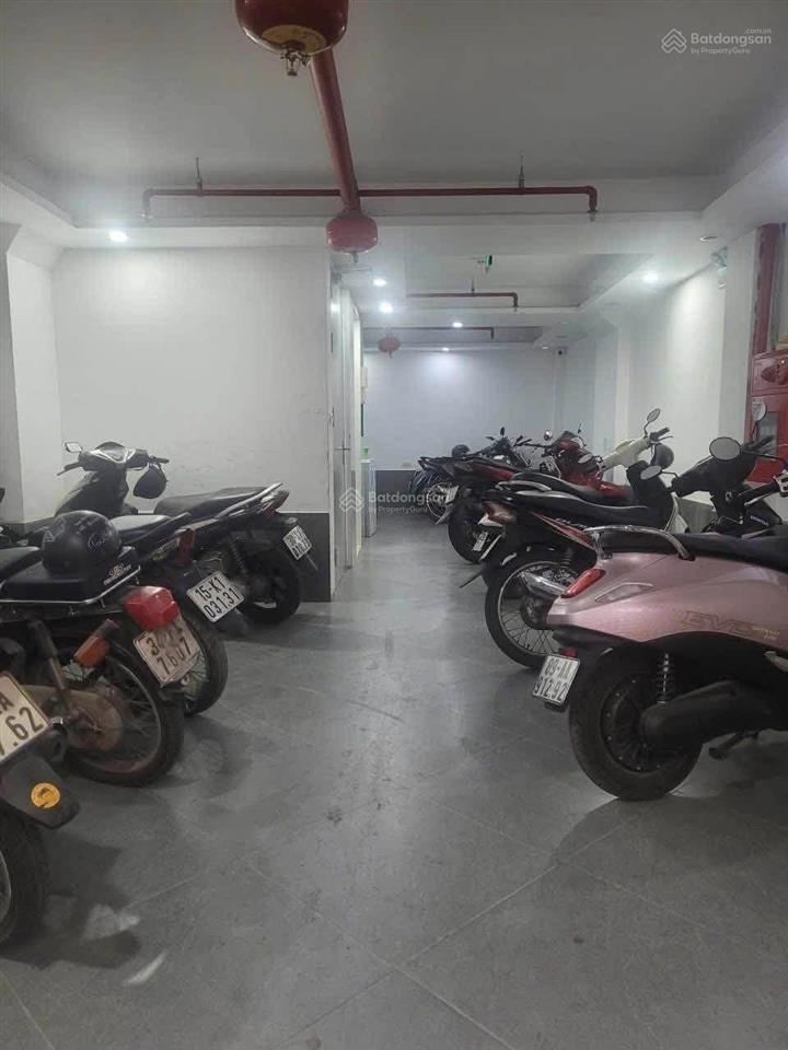 Láng hạ 65m 7 tầng thang máy quy mô 18 phòng và 2 phòng chờ