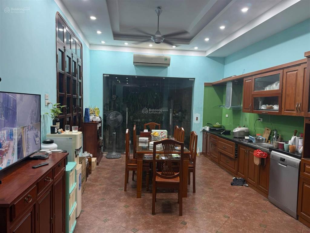 Trường chinh 94m mt 5,2m 4 tầng dư địa cải tạo, nâng tầng