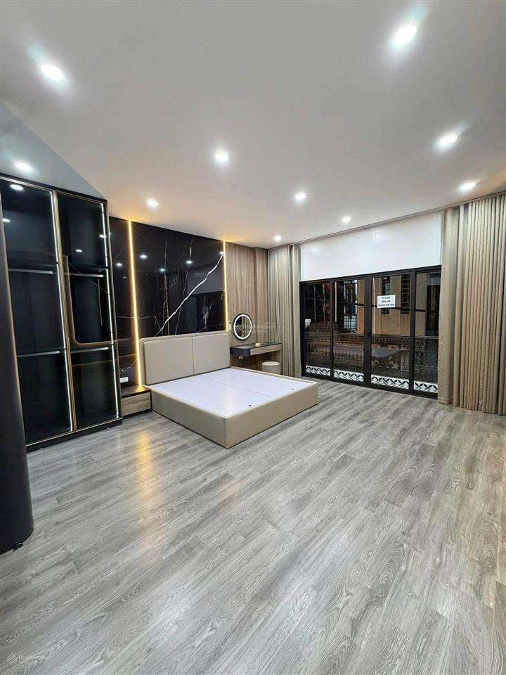 Ngõ hoàng an  67m  8 tầng thang máy  15 phòng master khép kín