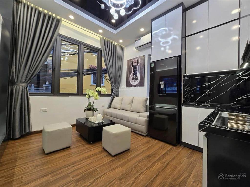 Bán nhà đường láng 55m  cafe tầng 1  lô góc  doanh thu 45 triệu/tháng