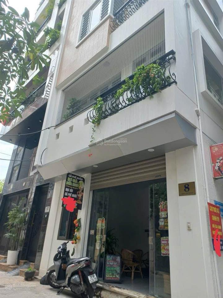 Cần bán nhà đường láng 110m2, mặt tiền 7,5m, giá 16,3 tỷ