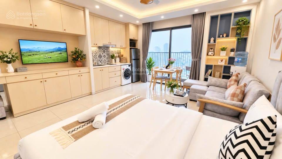 Bán gấp nhà thái thịnh lô góc 8 tầng mt 5,5  kinh doanh và cho thuê doanh thu gần 2 tỷ/năm