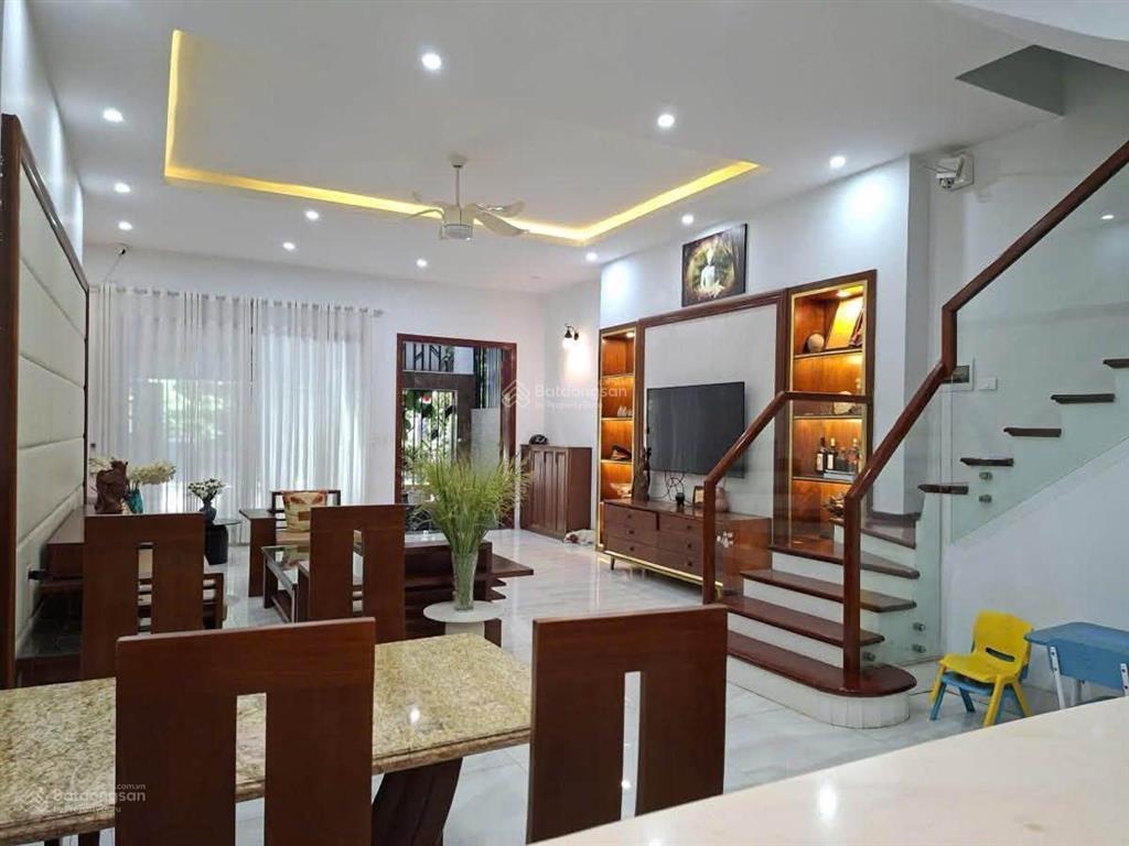 Bán nhà hào nam, vũ thạnh 116m2  mt 7,5m phân lô ô tô đỗ trong nhà  hai mặt ngõ  46 tỷ