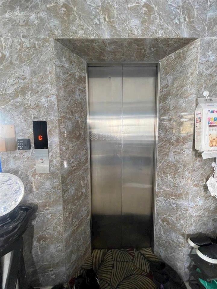 Toà chdv 6 tầng thang máy  dt 7.5mx22m khu vip cộng hoà lê văn huấn tâm bình dòng tiền 1.5 tỷ/năm