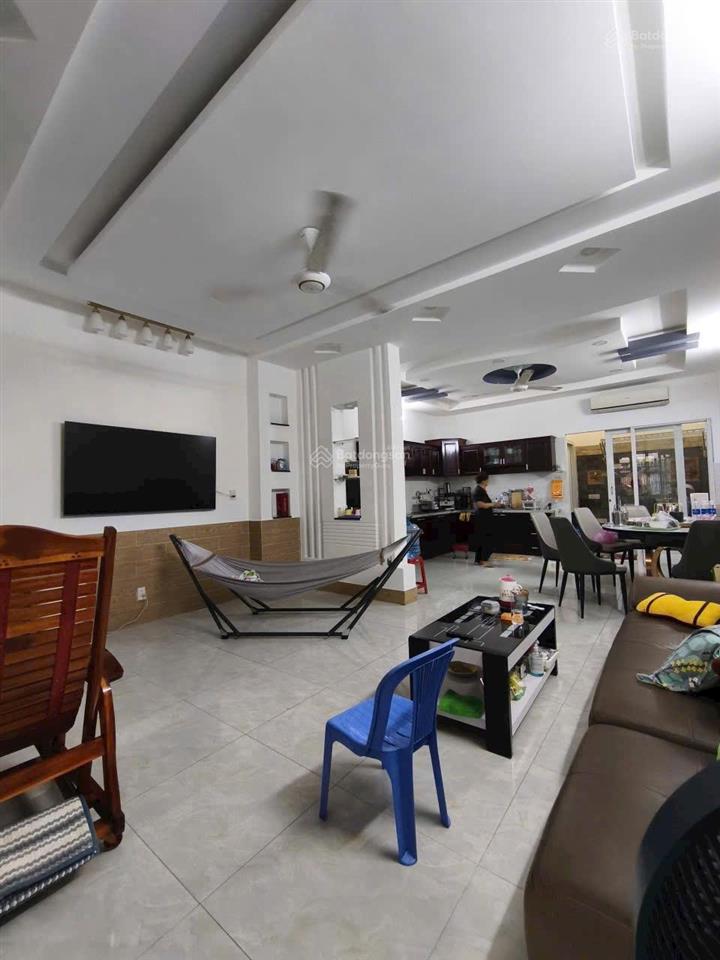 Nhà 4 tầng cực đẹp  khu phân lô cao cấp 38ha p.tân thới nhất q12. dt 5m x 20m, dtcn 100m2. dt sàn