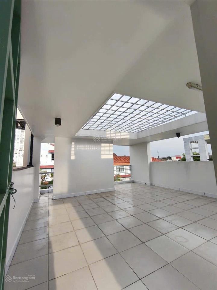 Nhà 4 tầng cực đẹp  khu phân lô cao cấp 38ha p.tân thới nhất q12. dt 5m x 20m, dtcn 100m2. dt sàn