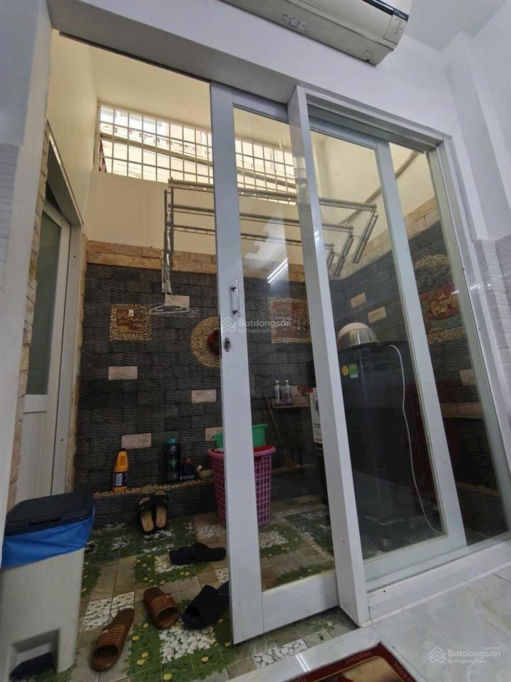Nhà 4 tầng cực đẹp  khu phân lô cao cấp 38ha p.tân thới nhất q12. dt 5m x 20m, dtcn 100m2. dt sàn