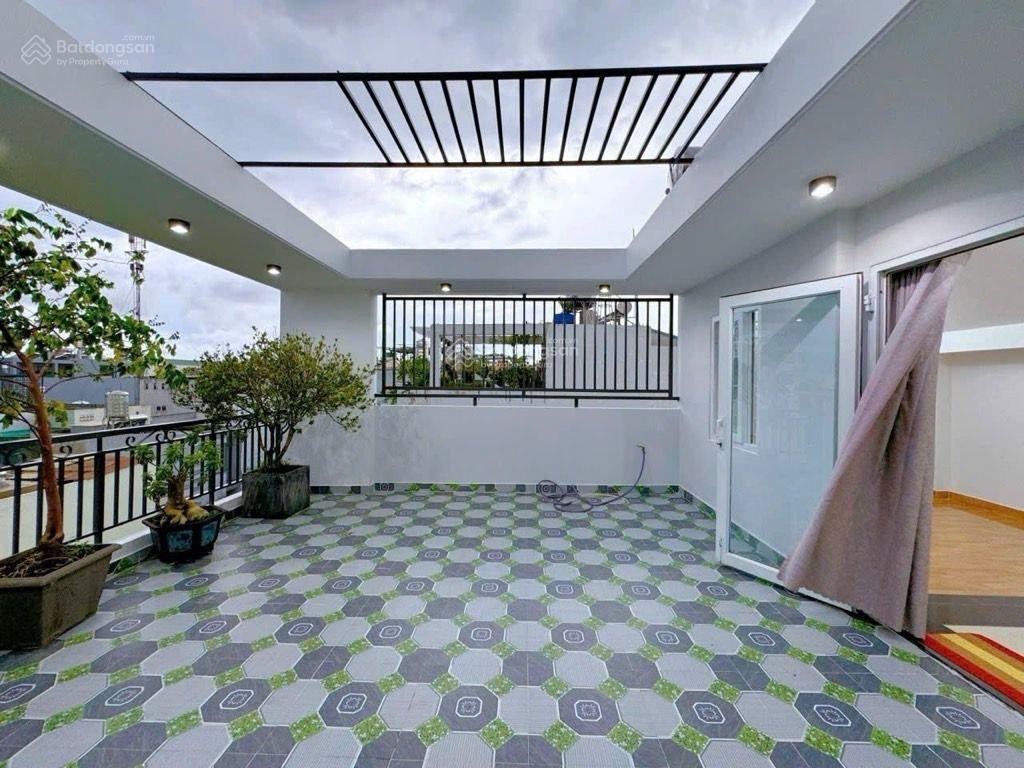 Siêu phẩm ngay emart phan huy ích  5 tầng mới keng  dt ngang khủng 6m x 10m  ô tô ngủ