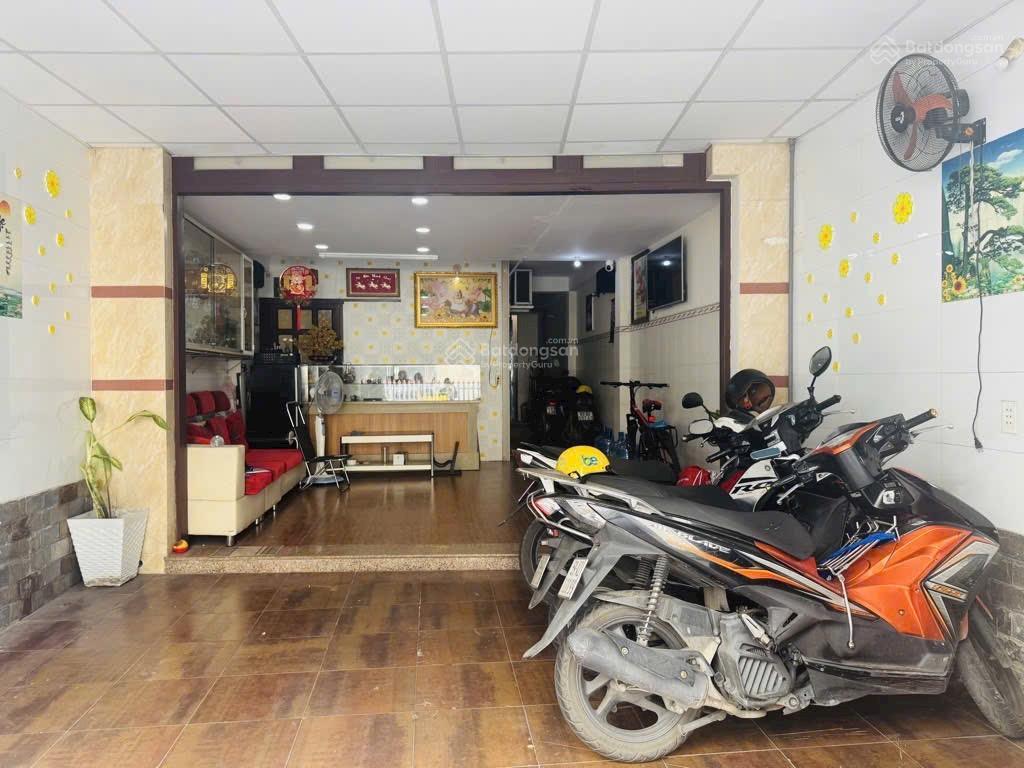 Nhà 4 tầngdt 4.5mx16m ngay trương đăng quếngã 6 phạm văn đồngcông viên gia địnhsát sân bay