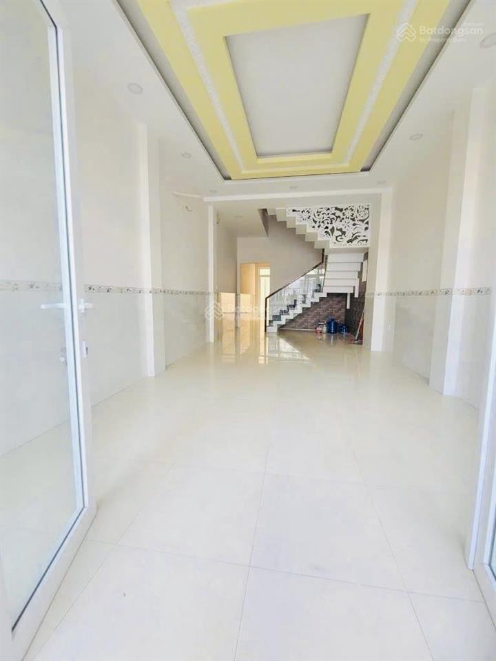 Mặt tiền đường bàn cờ 50m ra trường chinh q12nhà đẹp 4 tầngdt 4m x 25mxe tải thông