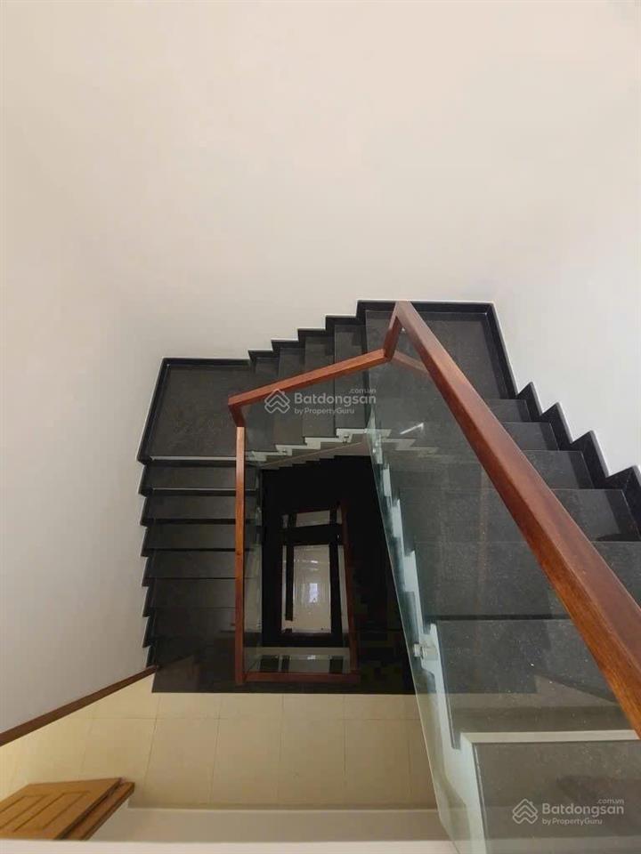 Mặt tiền đường bàn cờ cách 50m ra trường chinh p.đông hưng thuận q12 nhà đẹp 4 tầngdt 4m x 25m