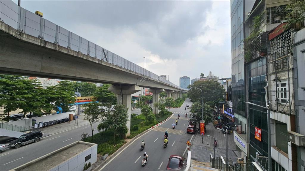Gia đình cần bán chung cư ct4a1 tây nam linh đàm tầng cao, 64,2m2, chỉ 4.790 tỷ