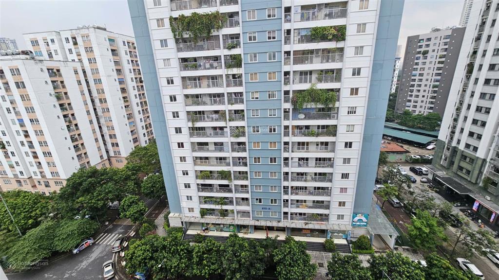 Gia đình cần bán chung cư ct4a1 tây nam linh đàm tầng cao, 64,2m2, chỉ 4.790 tỷ