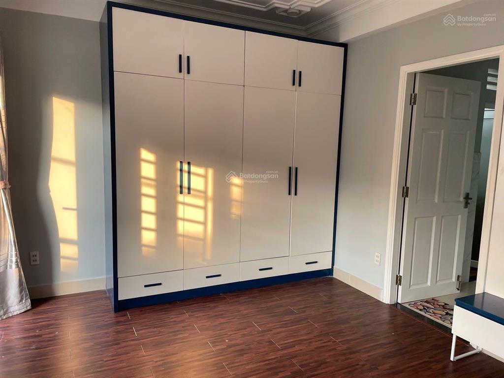 Cần bán gấp cặp nhà phố đường thông khu kim sơn 10x14m, 1 góc 1 thường, giá đầu tư có dòng tiền sẵn