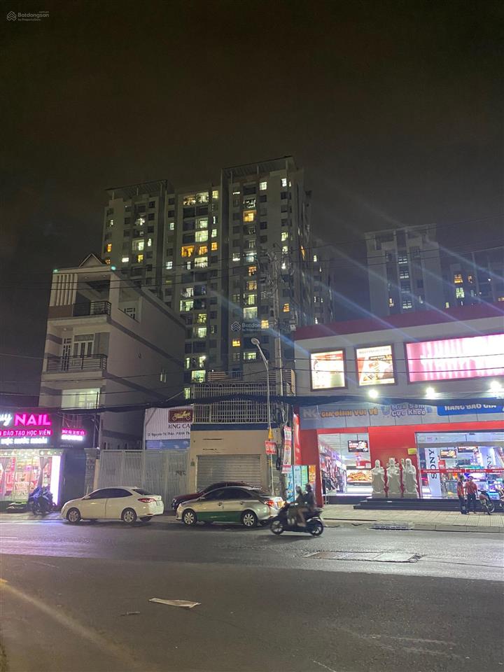 Cho thuê gấp mặt bằng 5x16 vị trí đẹp đối diện lotte mart quận 7 giá tốt thích hợp kd mọi lĩnh vực