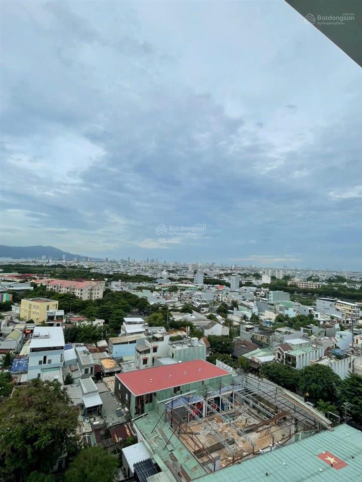 Cho thuê căn hộ mia center point 2pn view biển tầng trung. full nội thất cao cấp,
