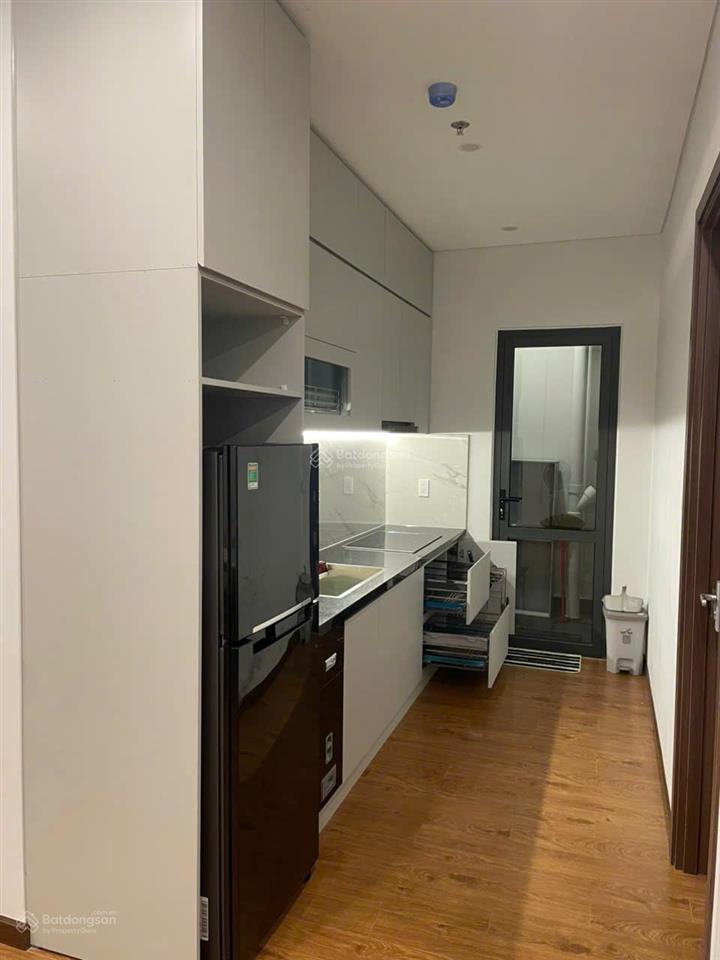 Cho thuê căn hộ mia center point 2pn view biển tầng trung. full nội thất cao cấp,
