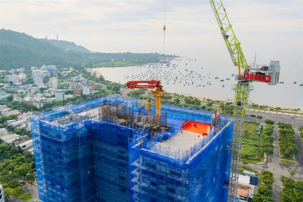 Căn 2pn giá ngoại giao căn góc view thành phố. sở hữu lâu đài