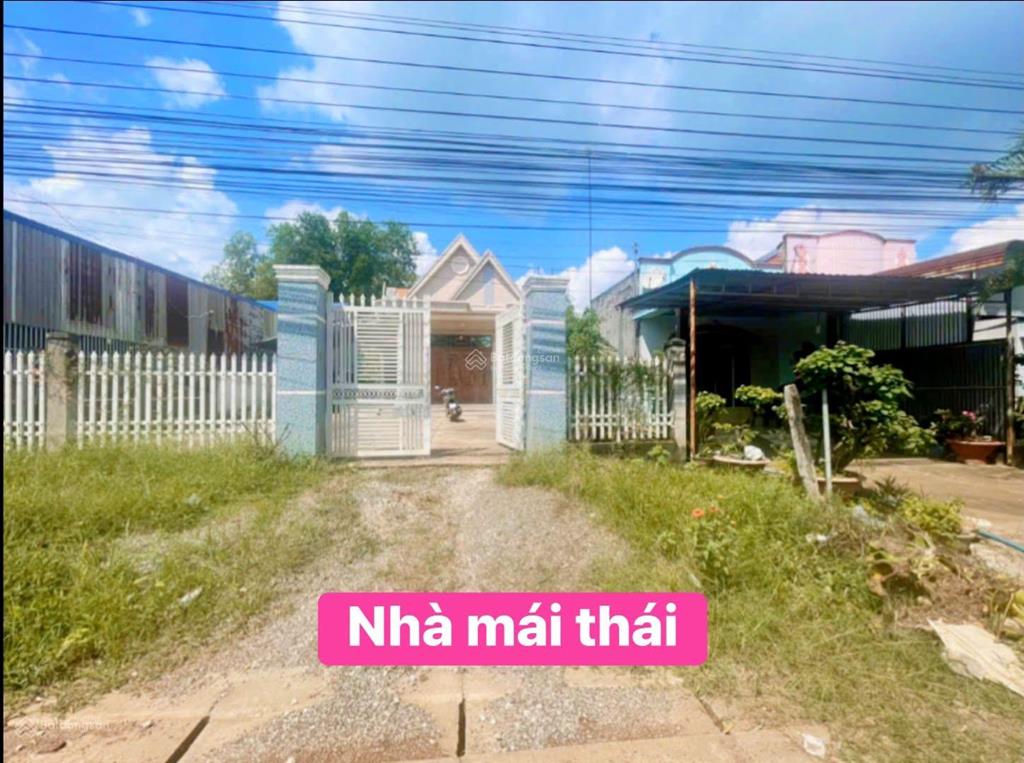Chủ kẹt hạ giá gấp căn nhà mái thái tl 765