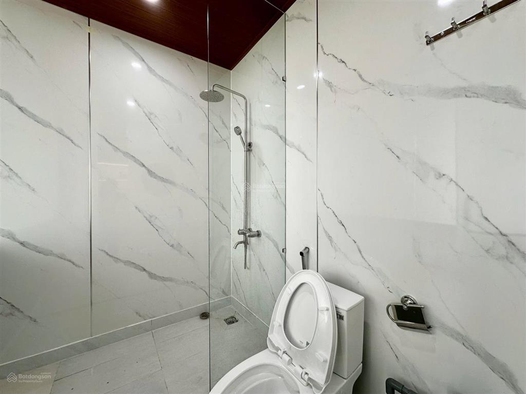Căn hộ penthouse 1 phòng ngủ cao cấp  full nội thất đầy đủ tiện nghi  thang máy  hầm xe