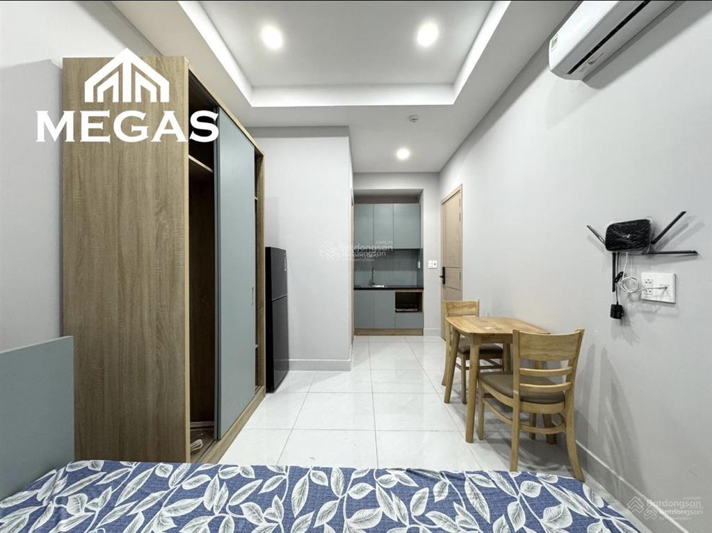 Căn hộ studio full nội thất  có ban công  có thang máy  nhà xe siêu rộng