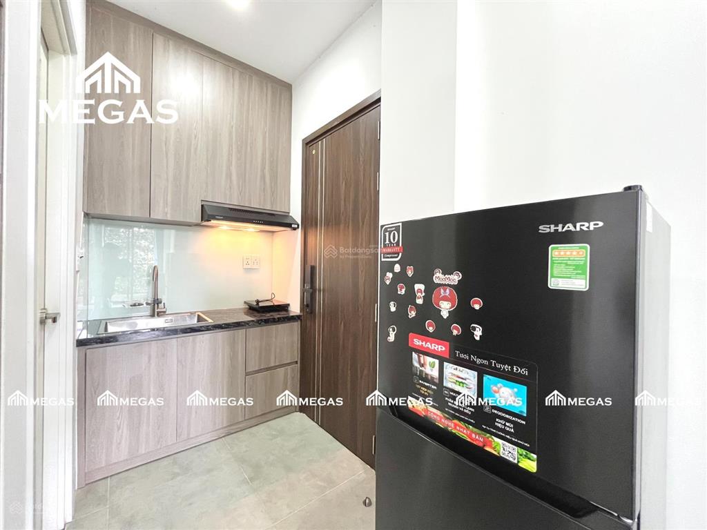 Căn hộ studio nội thất cao cấp  có ban công lớn  có thang máy  nhà xe rộng rãi