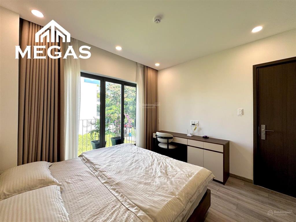 Căn hộ 1 phòng ngủ  studio cao cấp, full nội thất, có máy giặt & sấy riêng  có dịch vụ dọn phòng