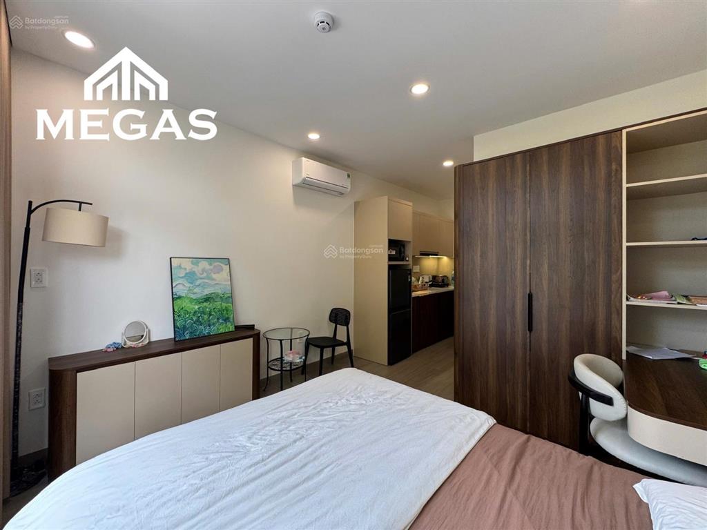 Căn hộ 1 phòng ngủ  studio cao cấp, full nội thất, có máy giặt & sấy riêng  có dịch vụ dọn phòng